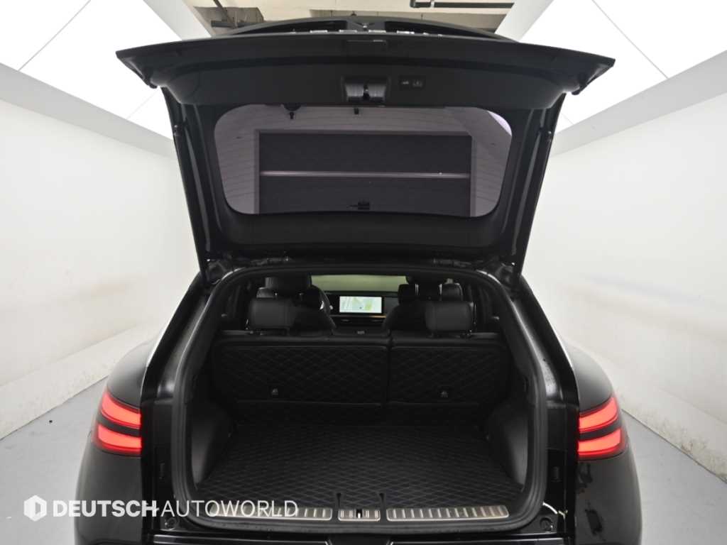 Genesis GV60 — photo 19