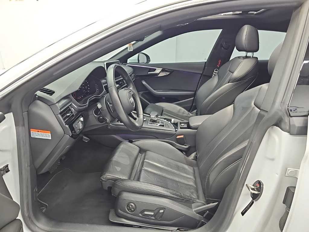 Audi A5 — photo 11