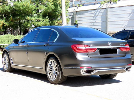 BMW 7-Series — photo 03