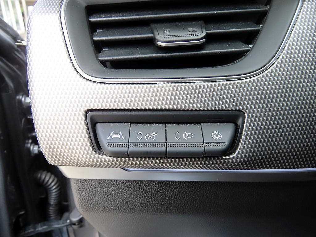 RENAULT XM3 — photo 12