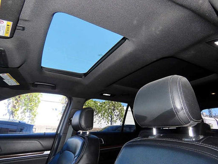 Ford Explorer — photo 17