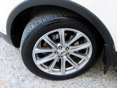 Ford Explorer — photo 20