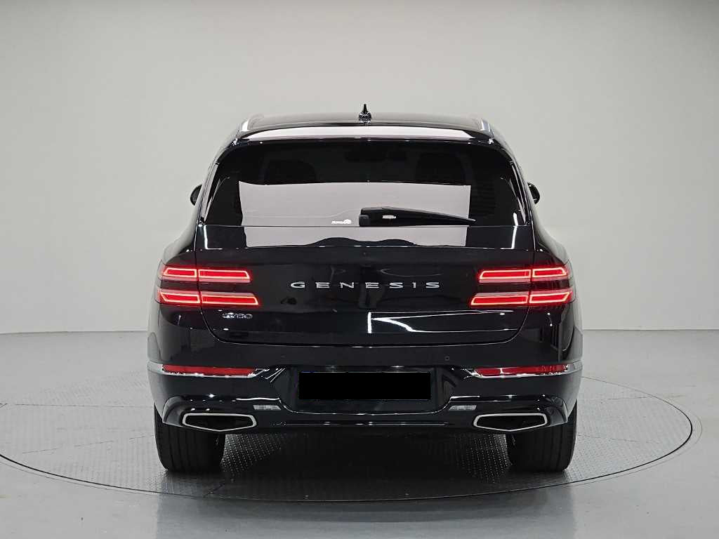 Genesis GV80 — photo 03