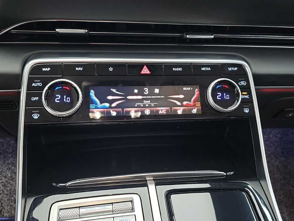 Genesis GV80 — photo 10