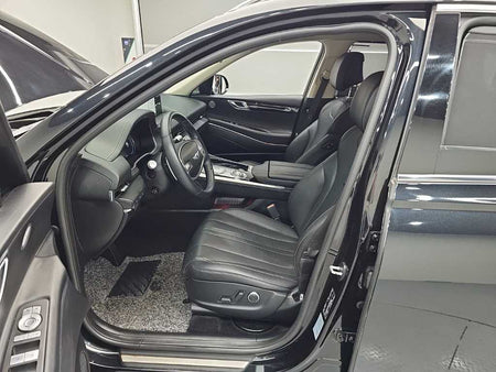 Genesis GV80 — photo 11