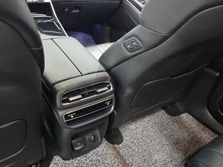 Genesis GV80 — photo 14