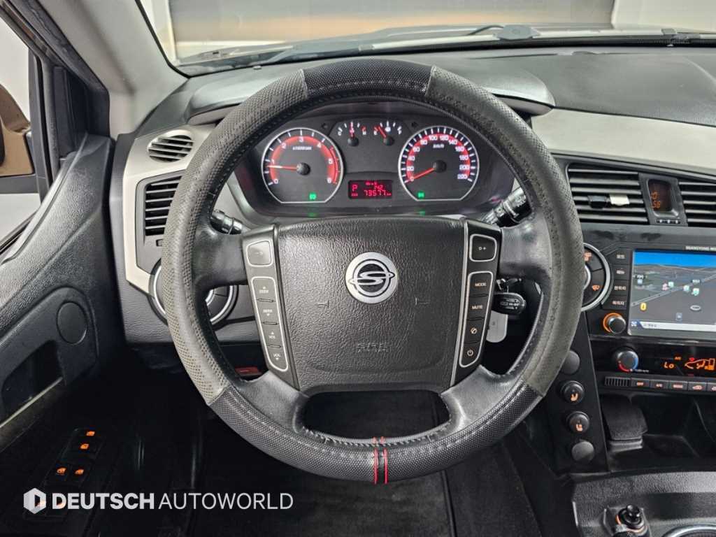KGM KORANDO — photo 13