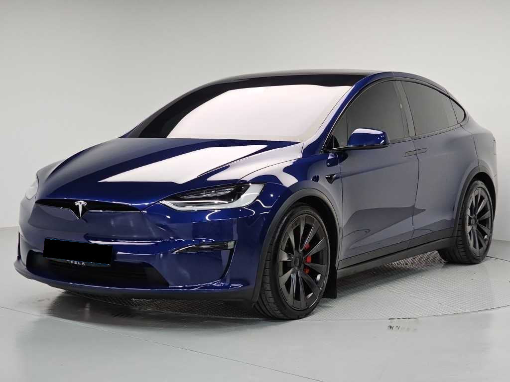 Tesla Model X — photo 01
