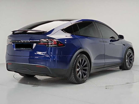 Tesla Model X — photo 04