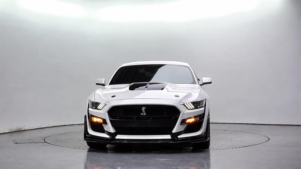 Ford Mustang — photo 03