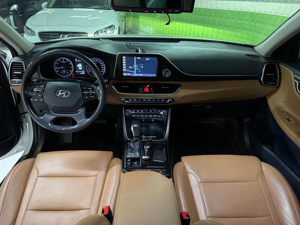 Hyundai Grandeur — photo 08