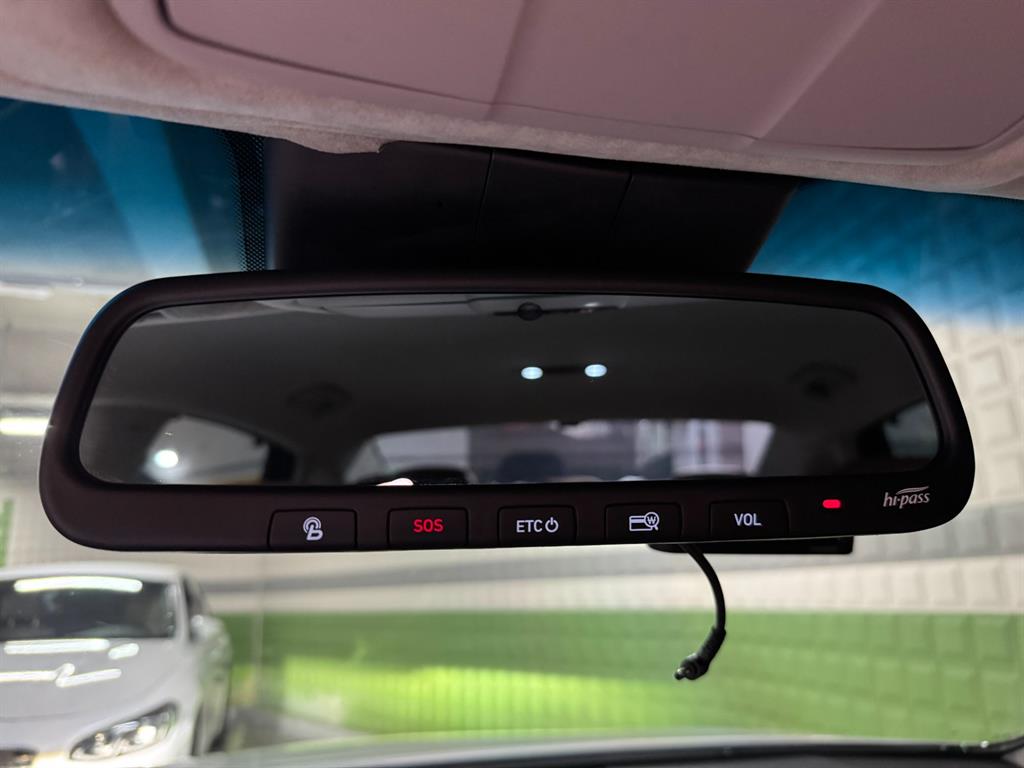 Hyundai Grandeur — photo 17