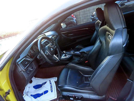 BMW M4 — photo 05