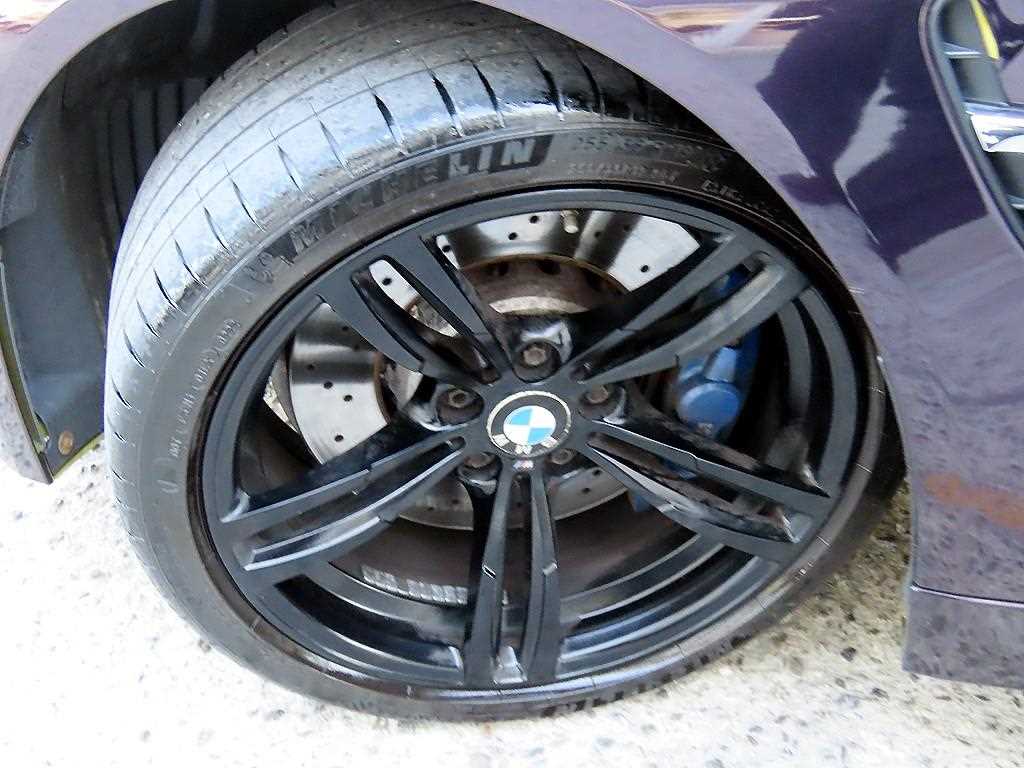 BMW M4 — photo 19