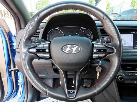 Hyundai Avante — photo 08