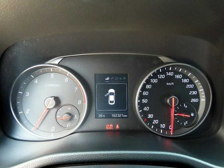 Hyundai Avante — photo 09