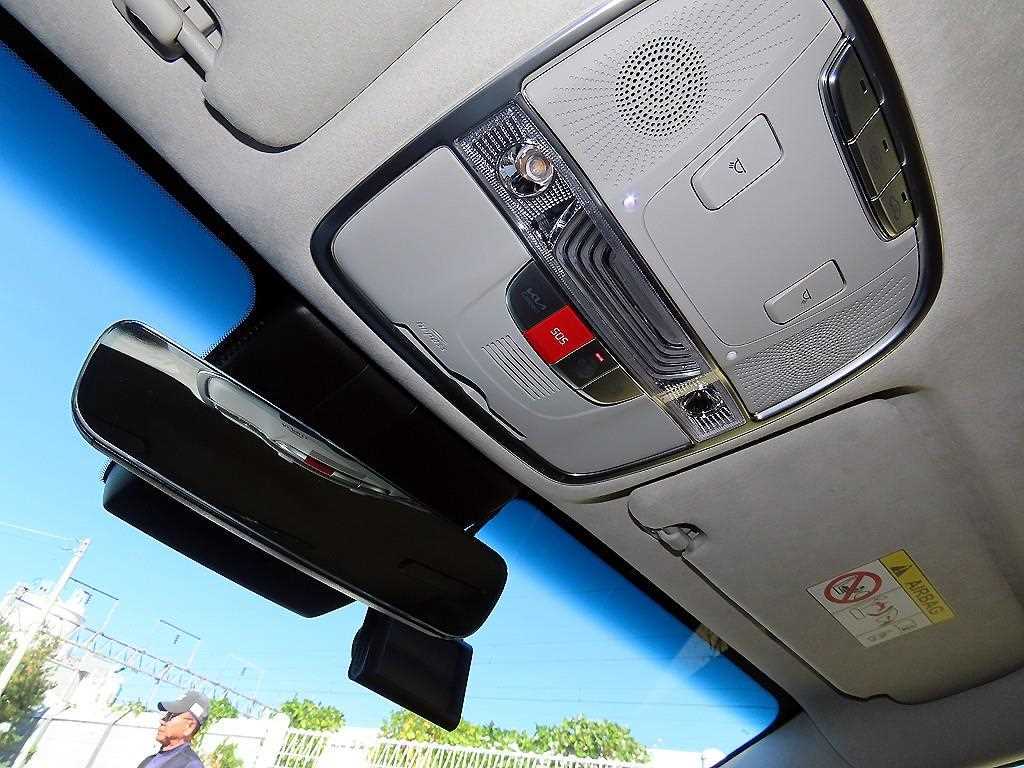 Kia K9 — photo 14