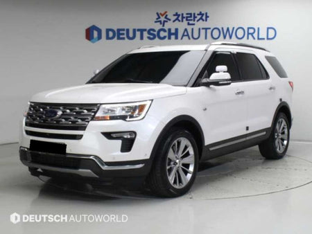 Ford Explorer — photo 01