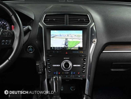 Ford Explorer — photo 14