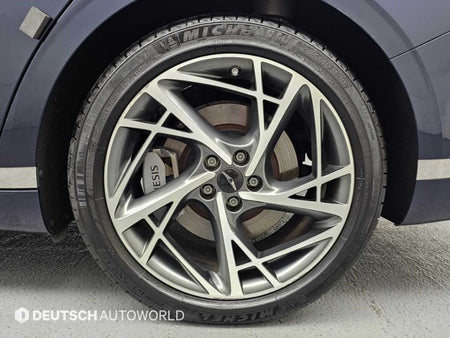 Genesis G90 — photo 05