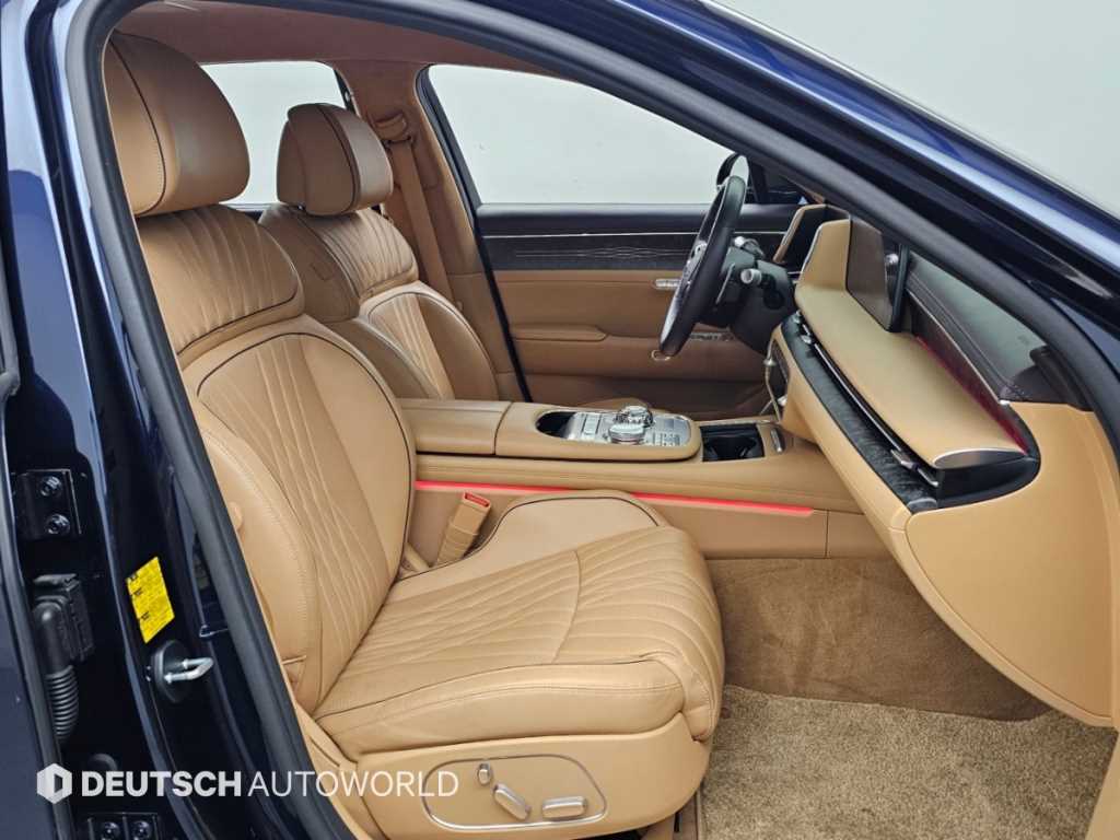 Genesis G90 — photo 10