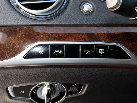 Mercedes-Benz S-Class — photo 12