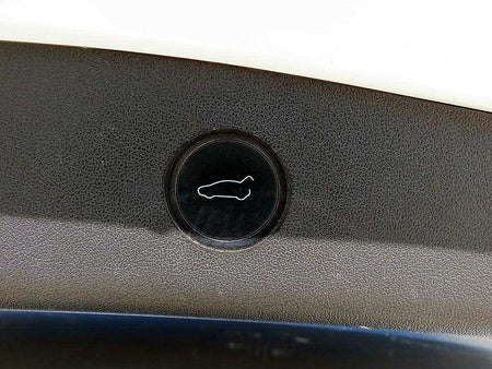 Tesla Model 3 — photo 16