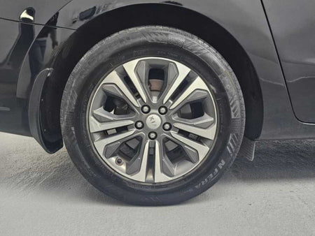Kia Carnival — photo 05