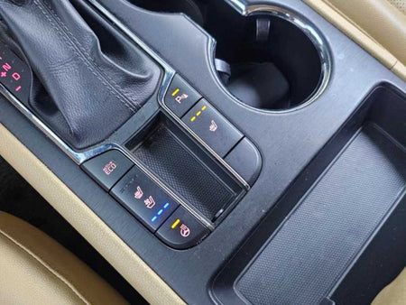 Kia Carnival — photo 10