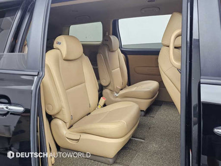 Kia Carnival — photo 13