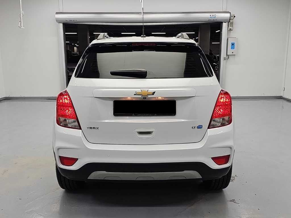 CHEVROLET Trax — photo 03