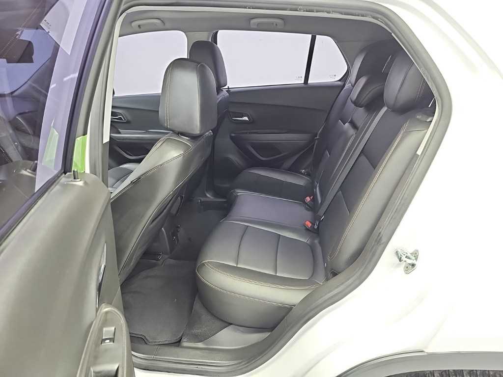 CHEVROLET Trax — photo 12