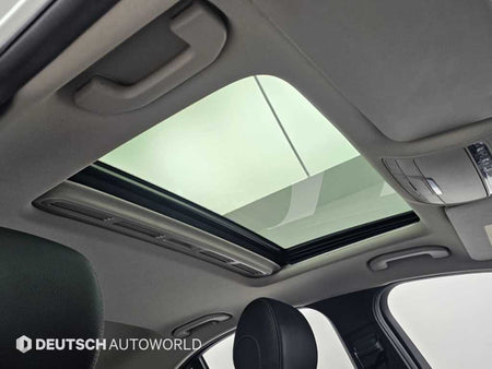 Mercedes-Benz C-Class — photo 18