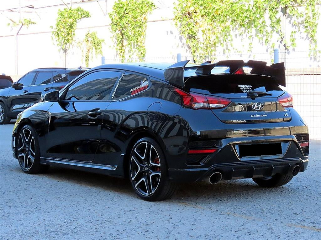 Hyundai Veloster — photo 03