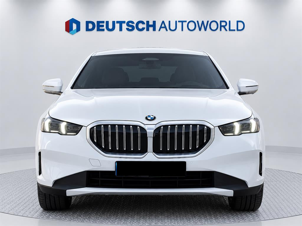 BMW 5-Series — photo 01