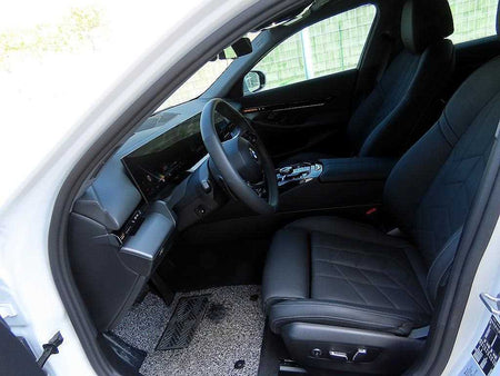 BMW 5-Series — photo 05