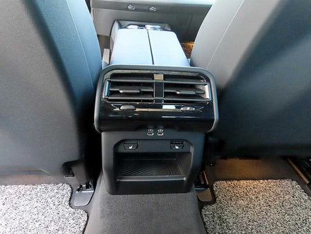 BMW 5-Series — photo 16