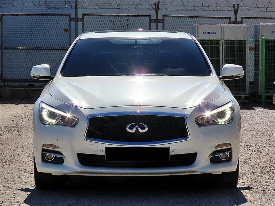 Infiniti Q50 — photo 01