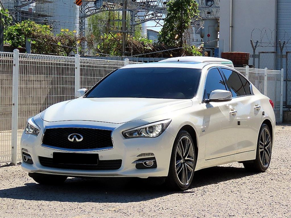 Infiniti Q50 — photo 02