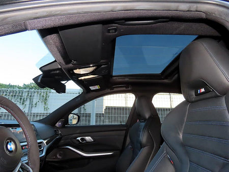 BMW 3-Series — photo 17