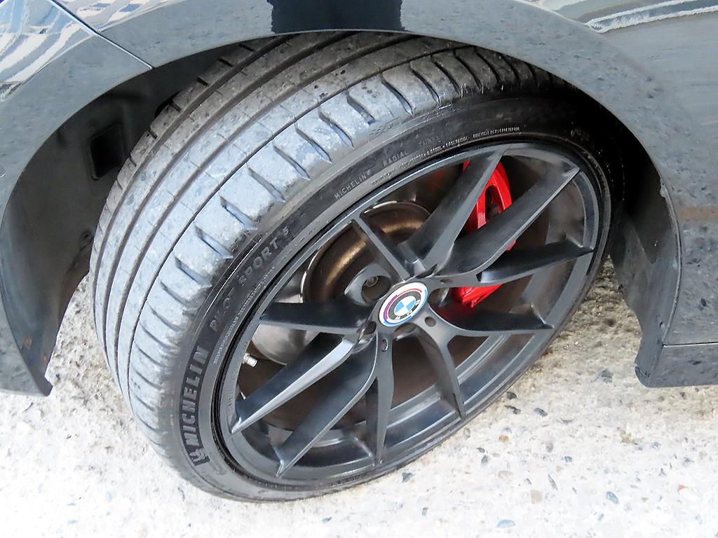 BMW 3-Series — photo 20