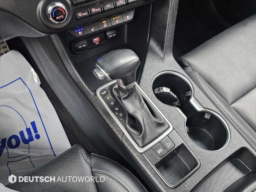 Kia Sportage — photo 09