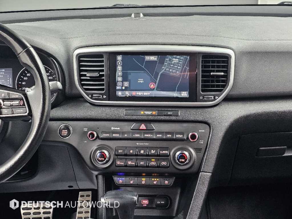 Kia Sportage — photo 14