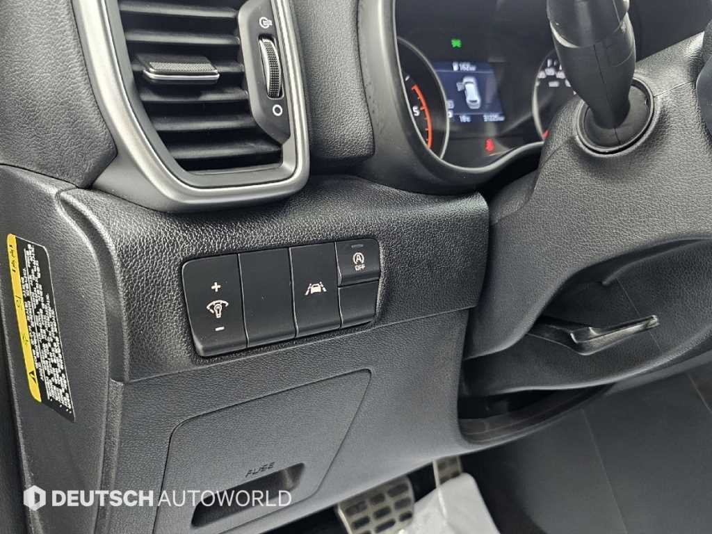 Kia Sportage — photo 17
