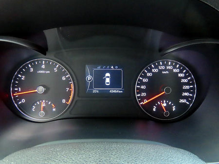 Kia K5 — photo 09