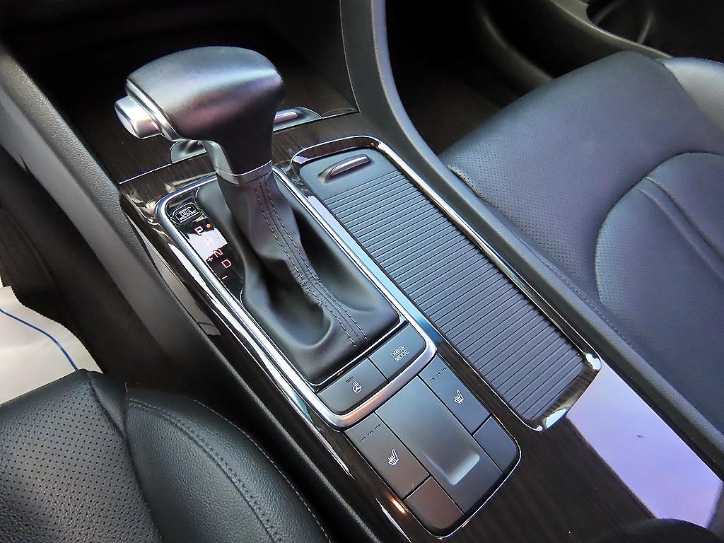 Kia K5 — photo 10