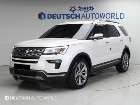 Ford Explorer — photo 01