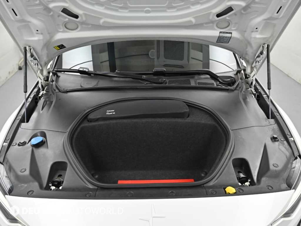 Polestar Polestar 2 — photo 06
