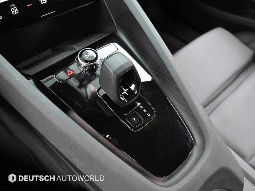 Polestar Polestar 2 — photo 09