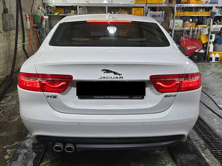 Jaguar XE — photo 04